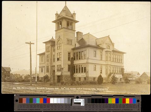 No. 22. Patterson School, Eugene, Oregon., c. 1910 [b001] [023] show page link