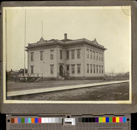 Central School, 11th and Olive, Eugene, c. 1901 show page link