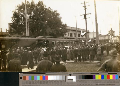 Oregon Electric Celebration. Eugene., October 15, 1912 [b001] [008] show page link